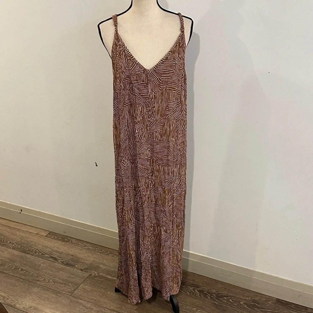 Penningtons Brown Geometric Maxi Dress - Picture 1 of 6